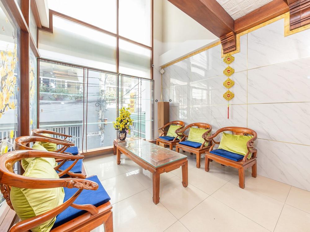 White Lion Hotel Nha Trang Buitenkant foto