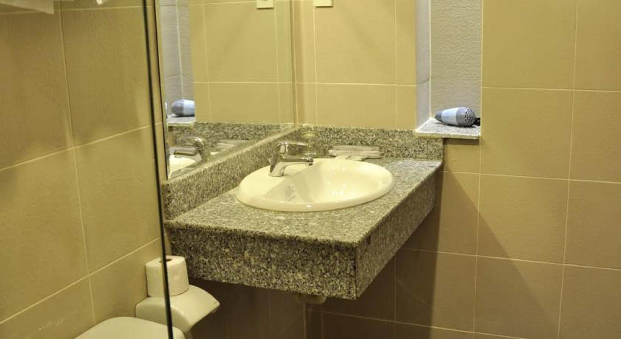 White Lion Hotel Nha Trang Buitenkant foto