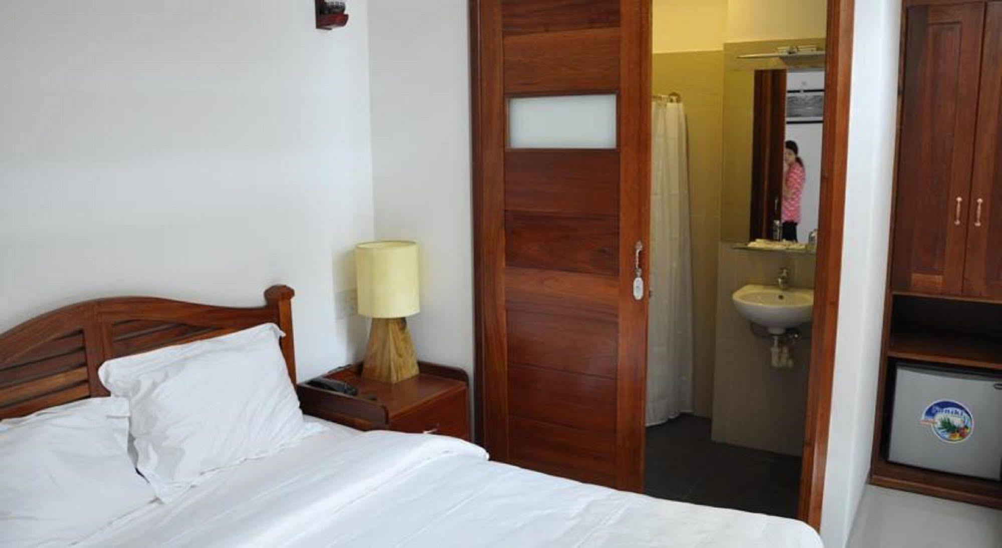 White Lion Hotel Nha Trang Buitenkant foto