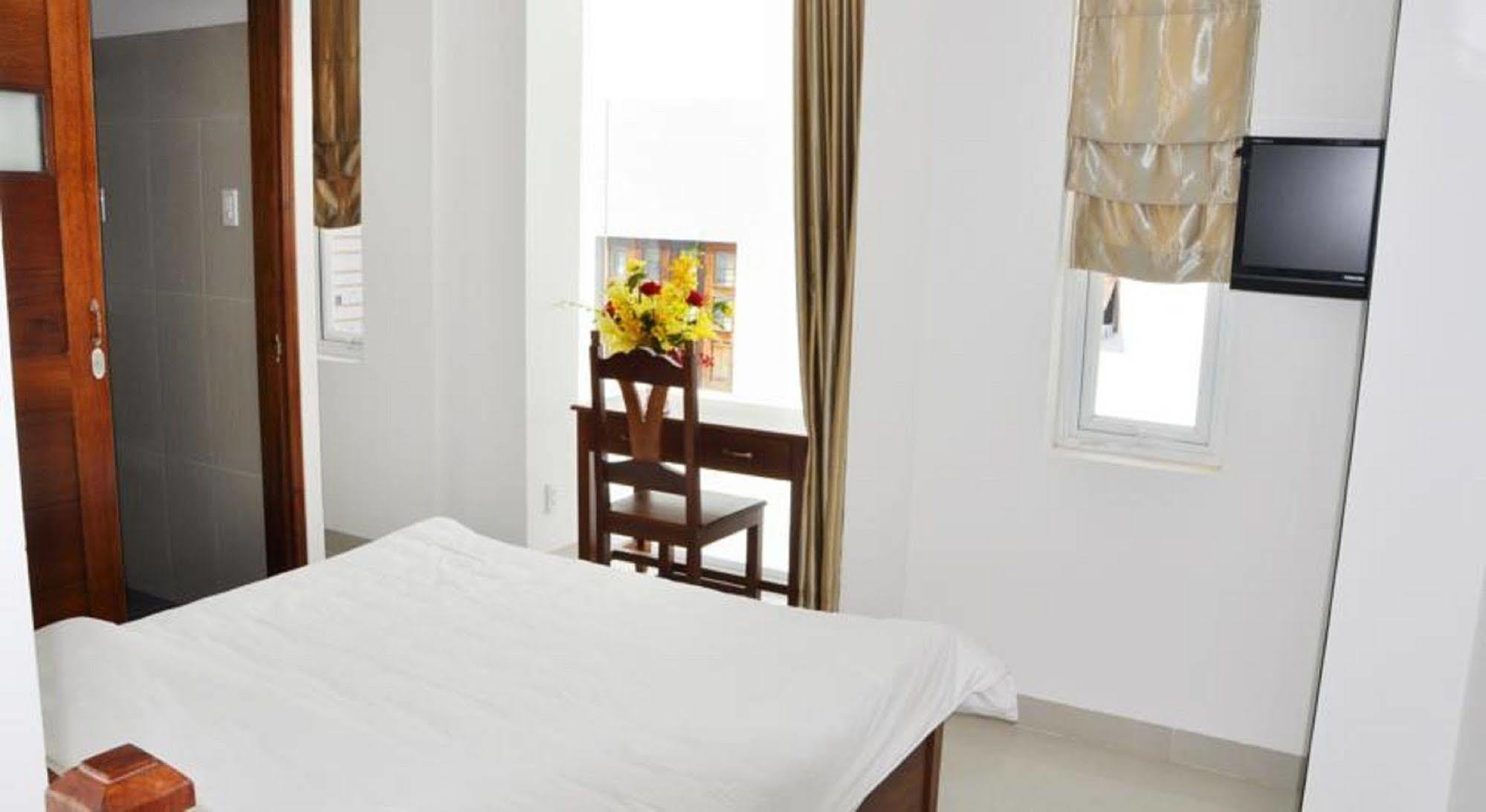 White Lion Hotel Nha Trang Buitenkant foto