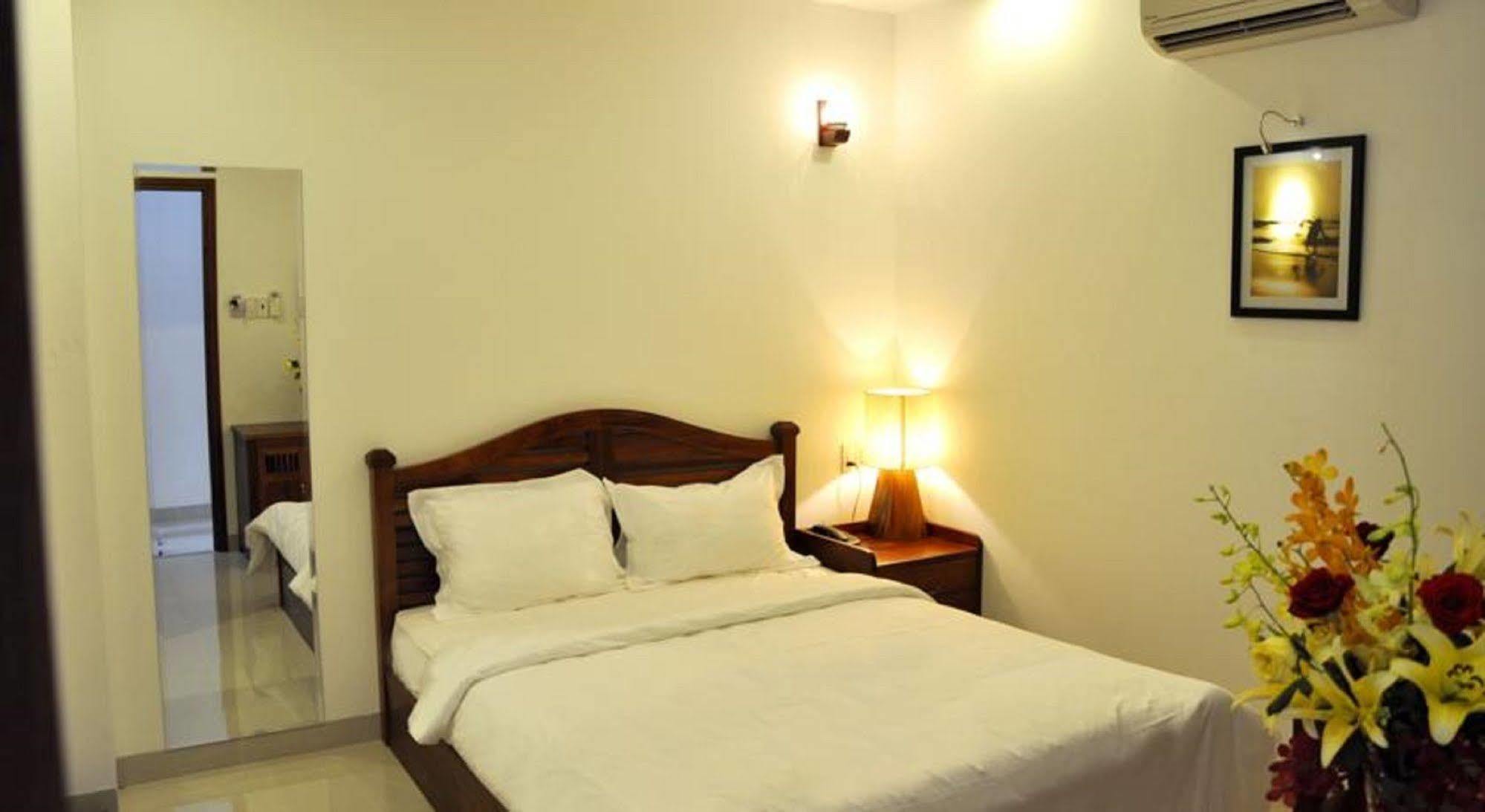 White Lion Hotel Nha Trang Buitenkant foto
